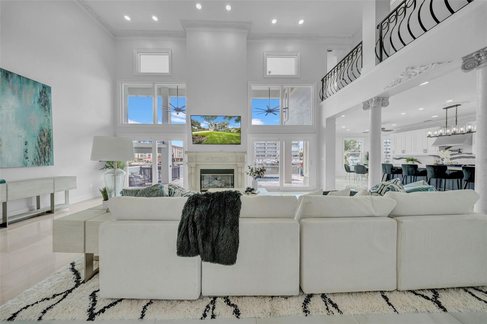 Image 12 of 75 For 124 Leeward Island