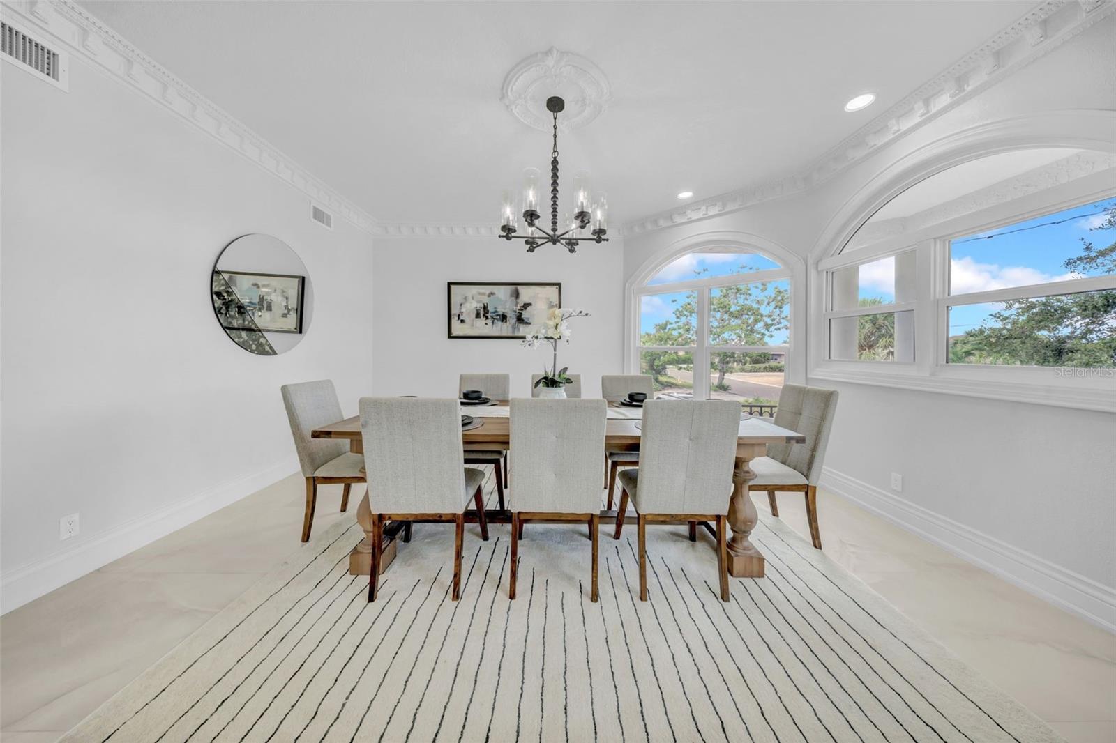 Image 30 of 75 For 124 Leeward Island