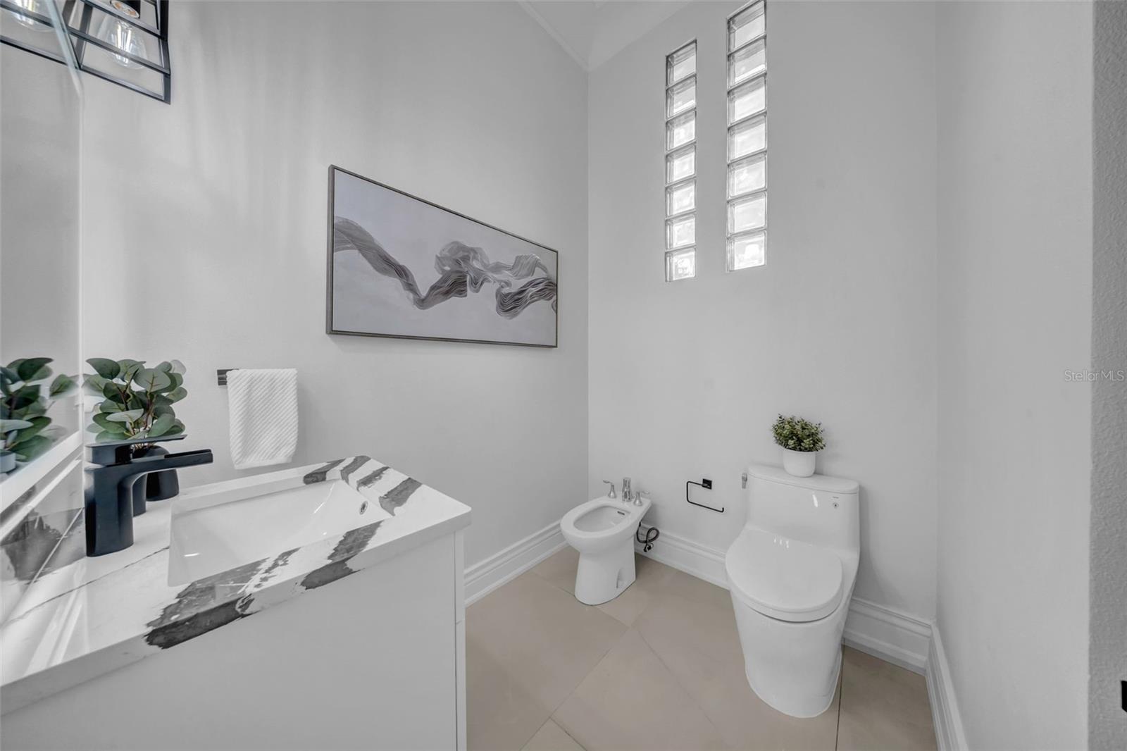 Image 45 of 75 For 124 Leeward Island