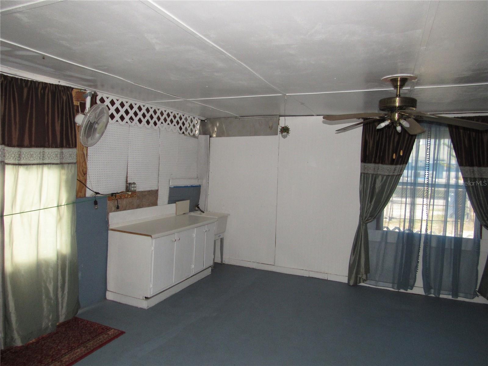 Image 17 of 23 For 4232 Bay View Avenue