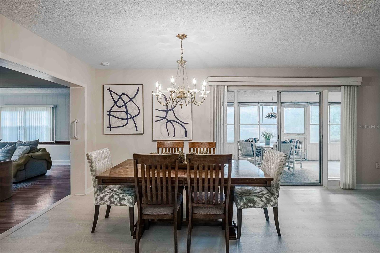 Image 14 of 42 For 119 Doll Drive