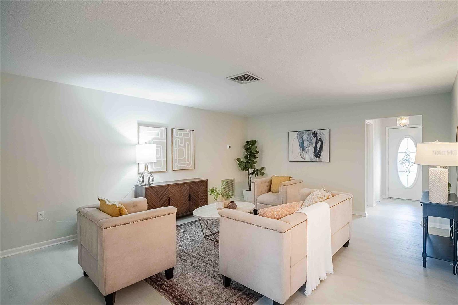 Image 17 of 42 For 119 Doll Drive