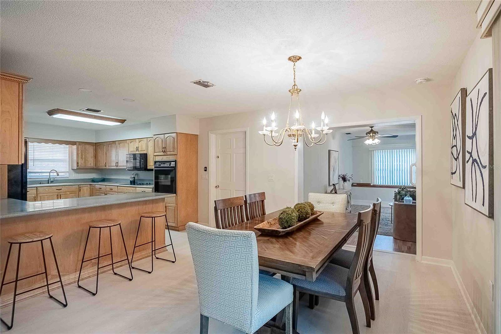 Image 18 of 42 For 119 Doll Drive