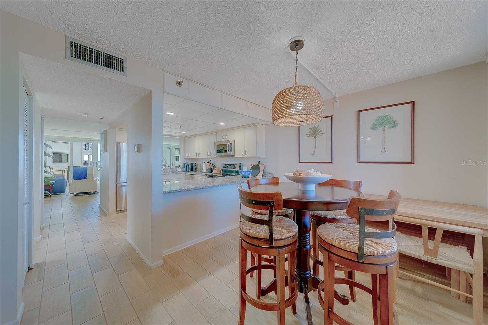 Image 18 of 50 For 17900 Gulf Boulevard 1b