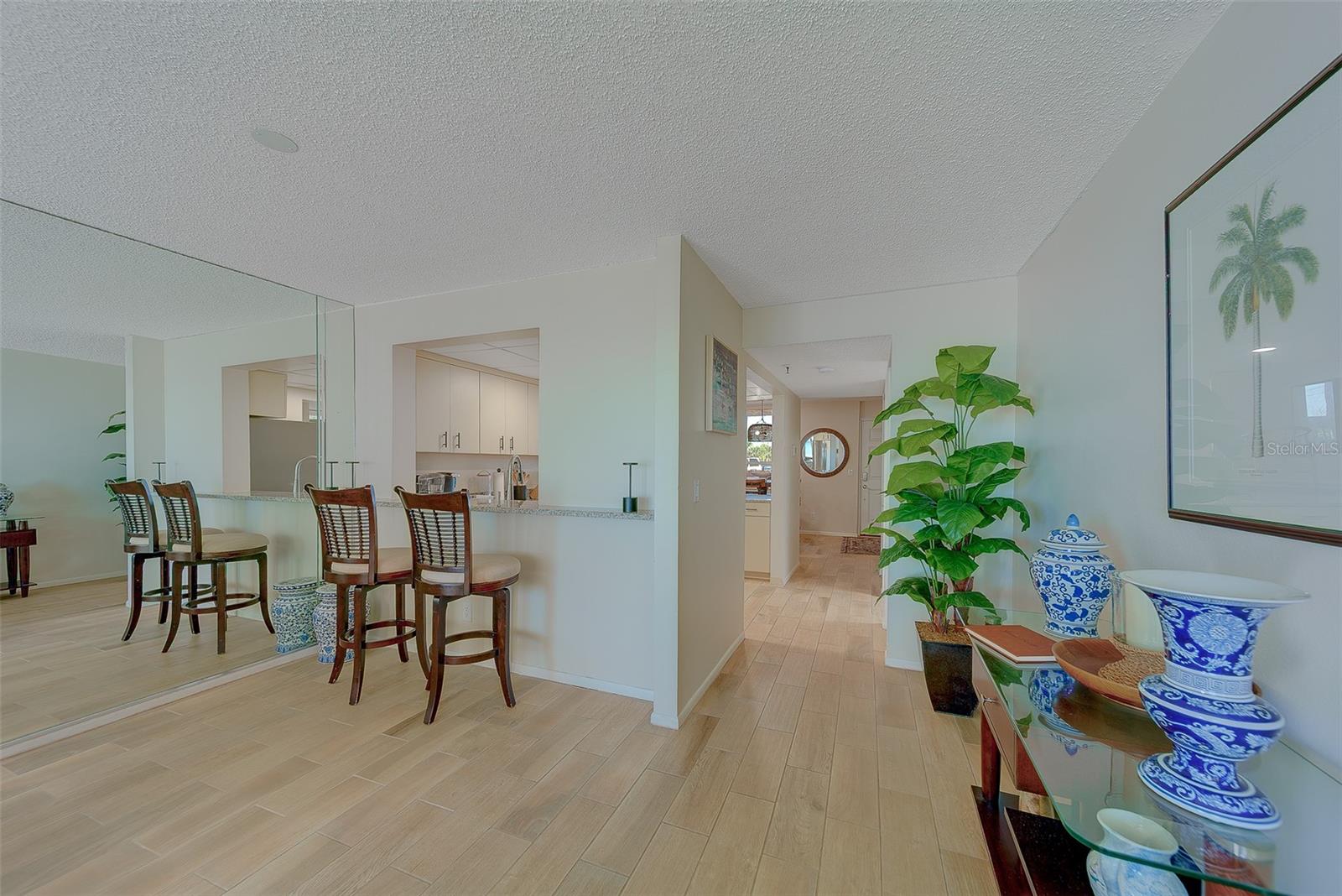 Image 8 of 50 For 17900 Gulf Boulevard 1b