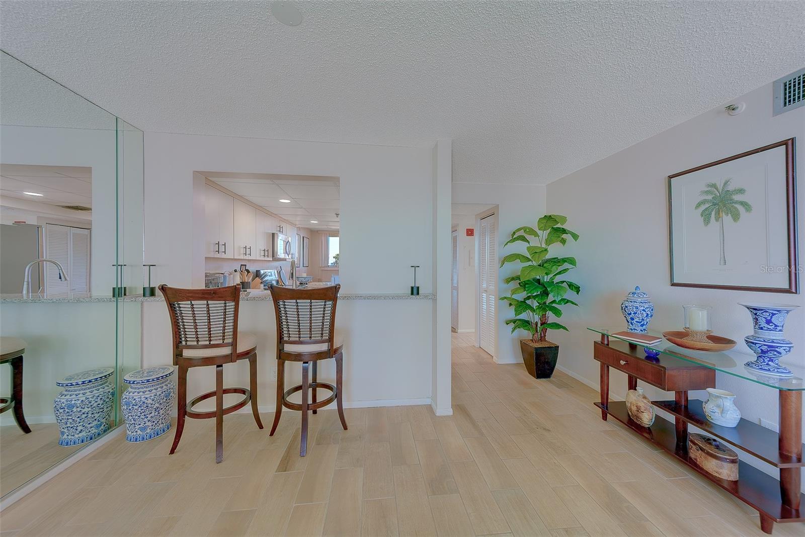 Image 9 of 50 For 17900 Gulf Boulevard 1b