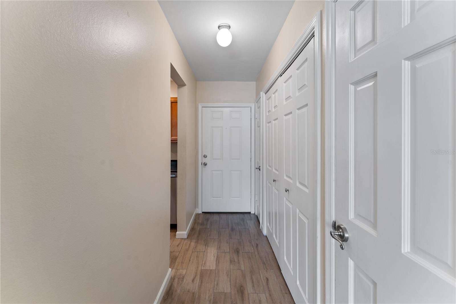 Image 3 of 23 For 10316 Carrollwood Court 57