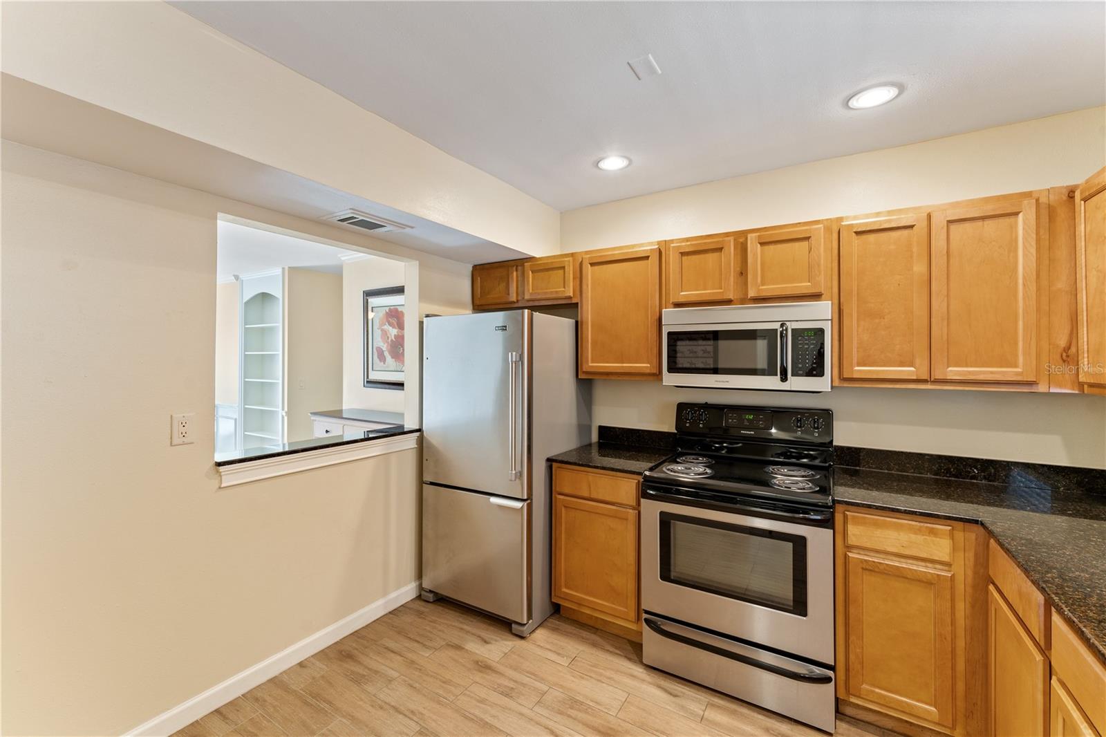 Image 6 of 23 For 10316 Carrollwood Court 57