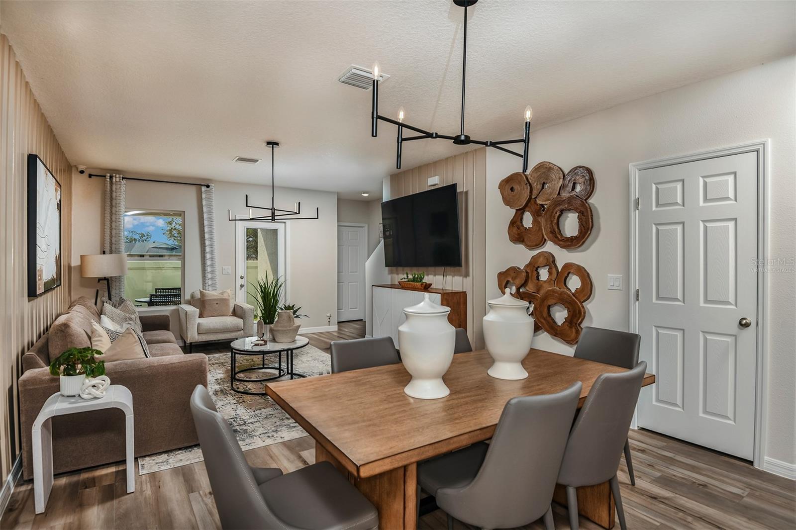 Image 7 of 34 For 3718 King Hill Drive