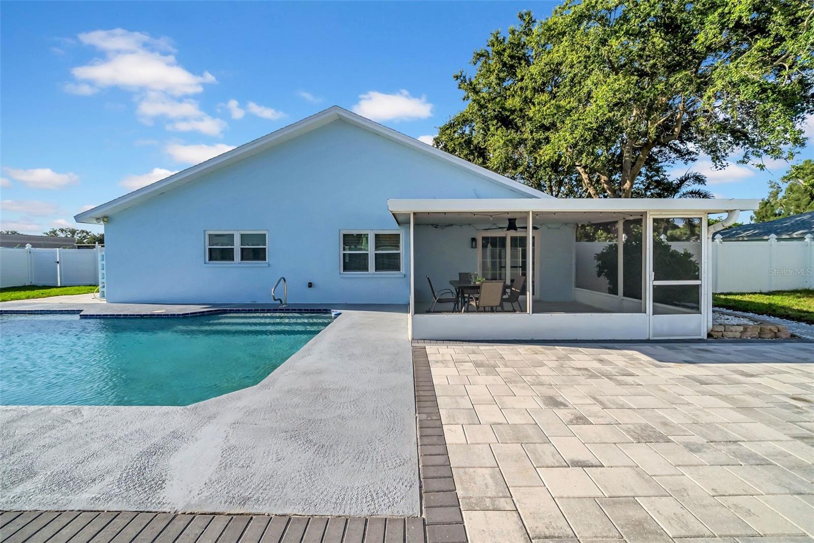 Image 2 of 54 For 2020 58th Avenue S