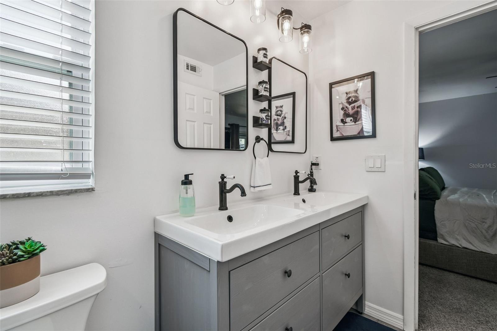 Listing photo id 24 for 1729 Lake Crest Avenue