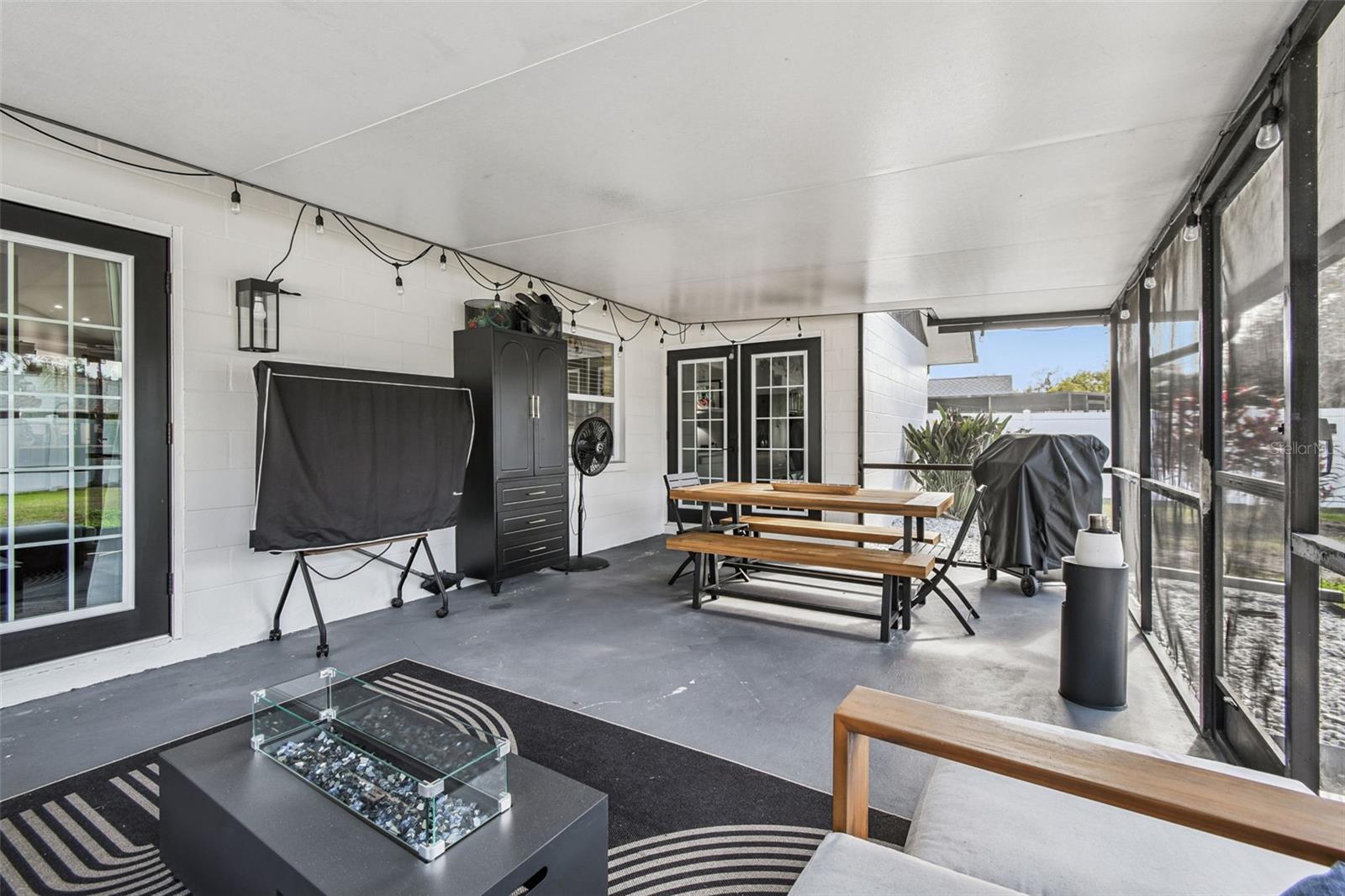 Listing photo id 32 for 1729 Lake Crest Avenue