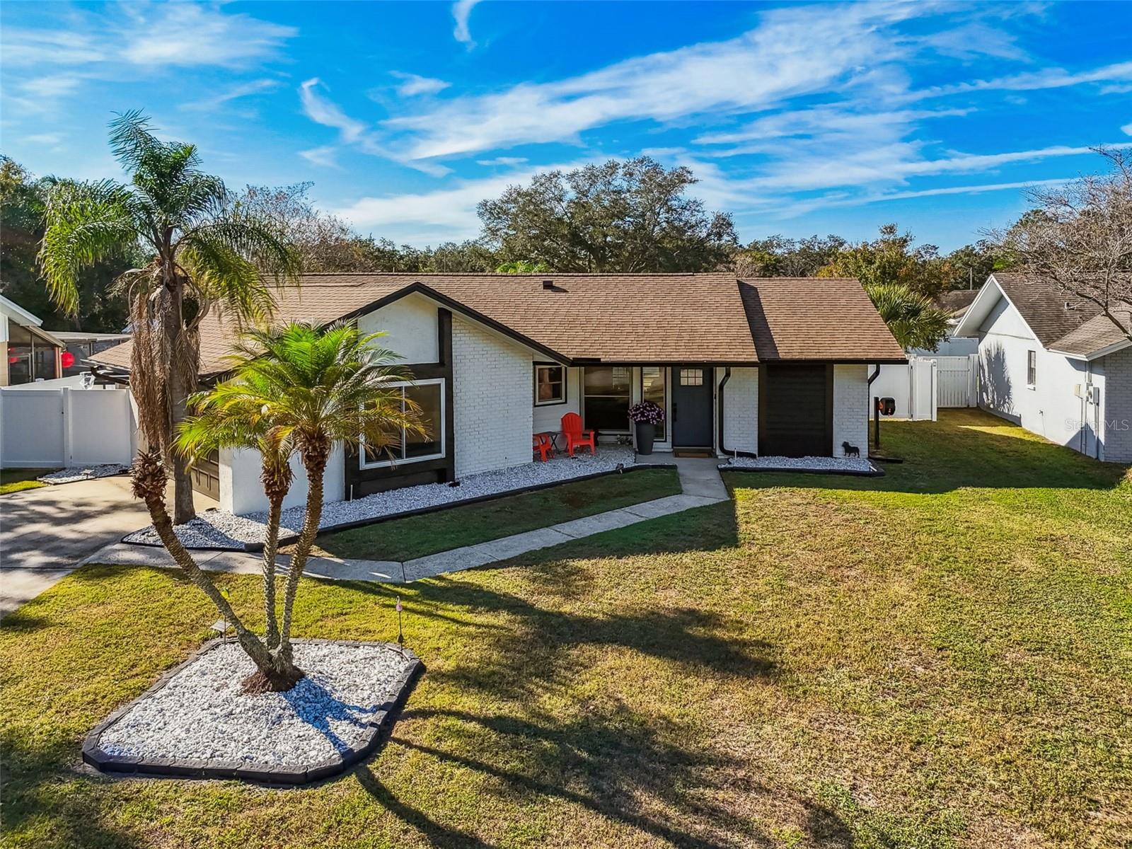 Listing photo id 41 for 1729 Lake Crest Avenue