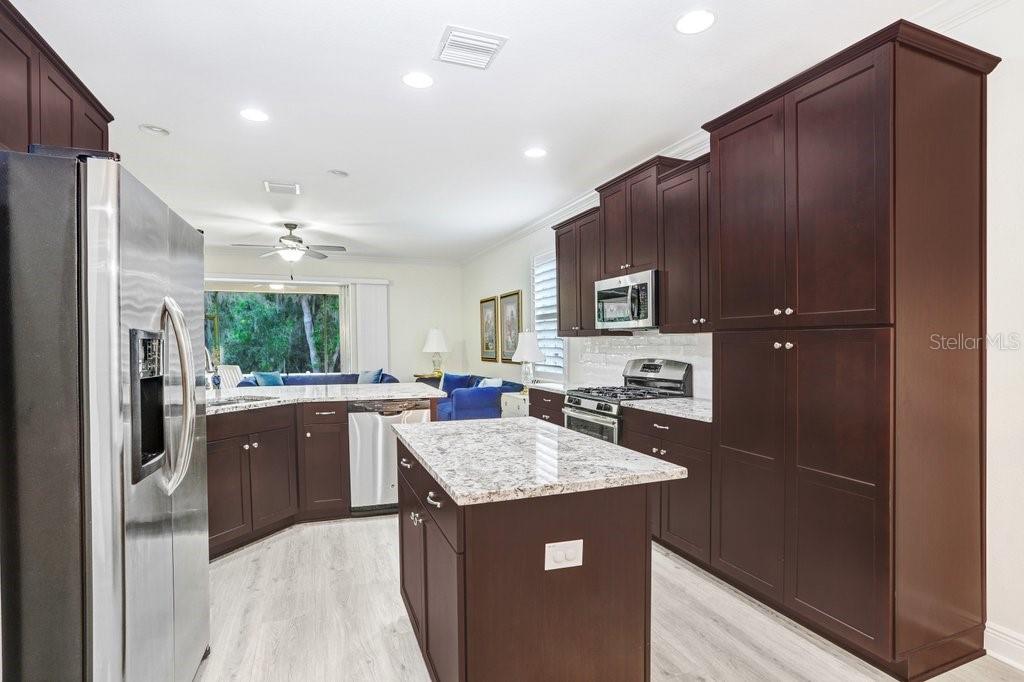 Image 18 of 49 For 11415 Coventry Grove Circle