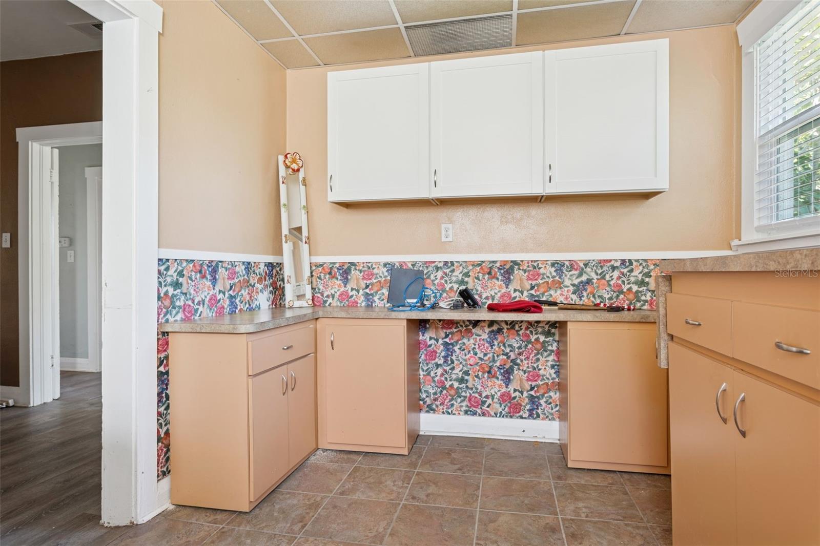 Image 8 of 33 For 8132 Honeybee Lane