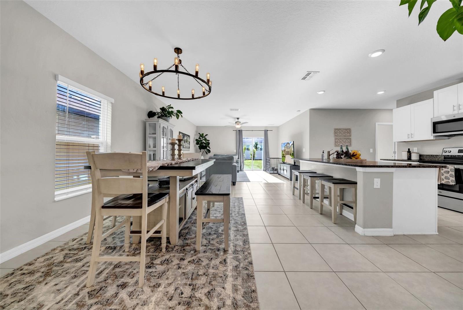 Listing photo id 11 for 31440 Barrel Wave Way