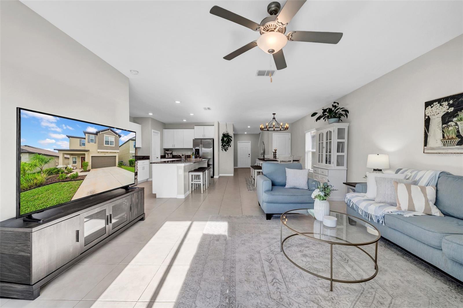 Listing photo id 13 for 31440 Barrel Wave Way