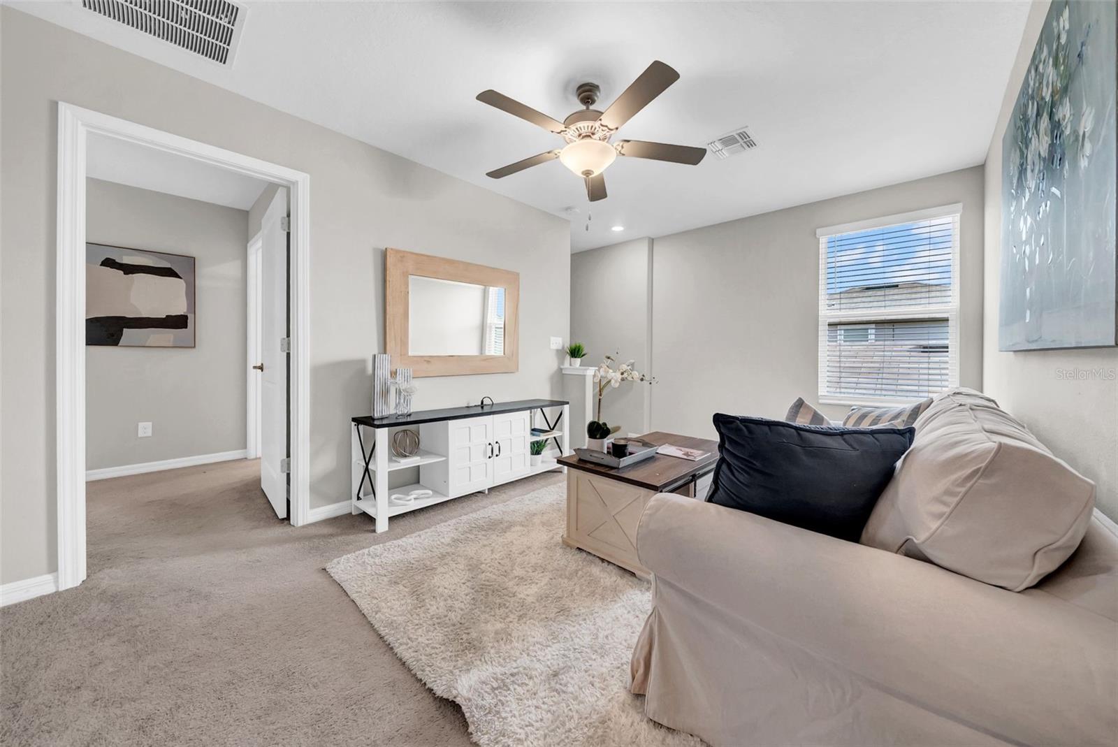 Listing photo id 19 for 31440 Barrel Wave Way