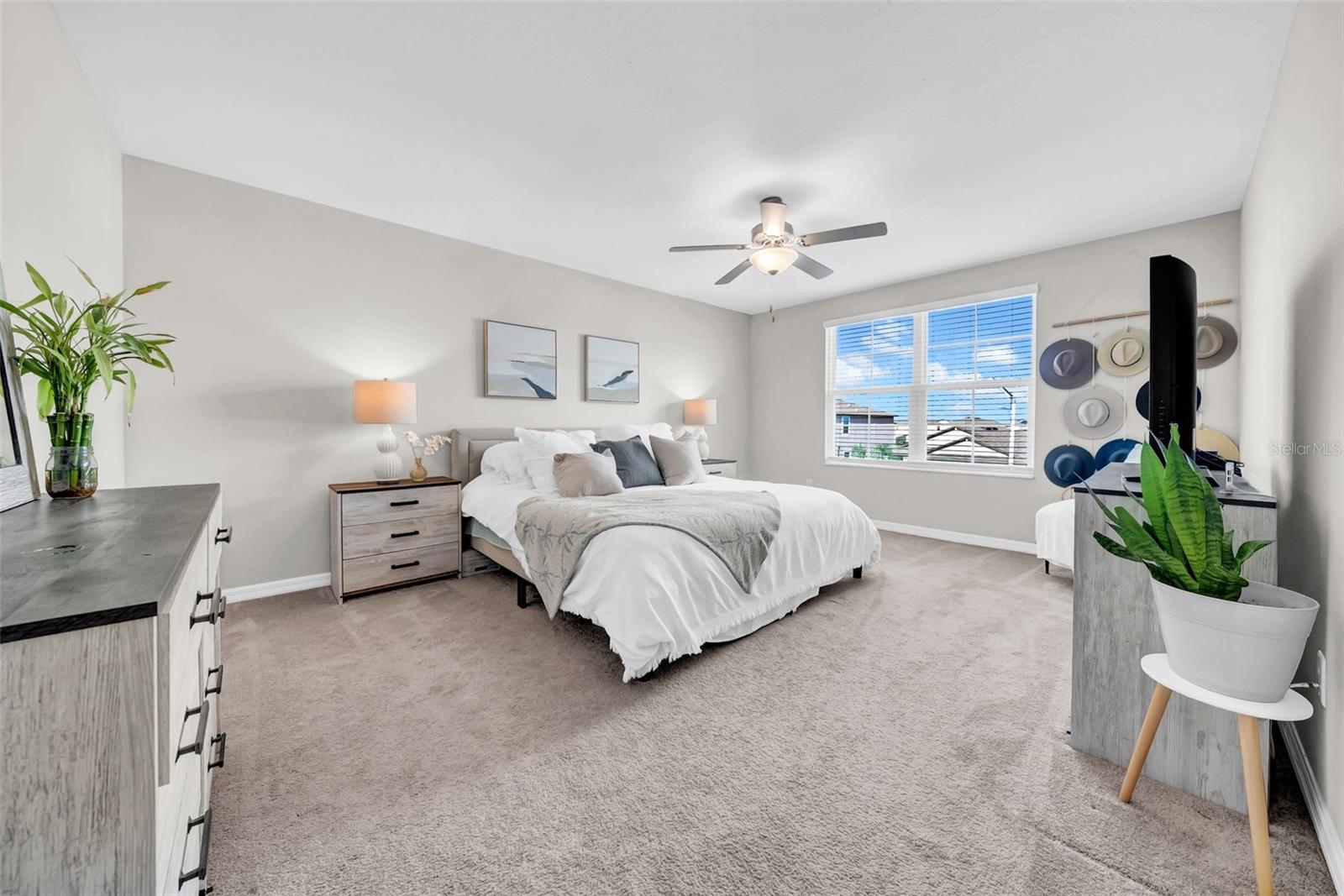 Listing photo id 21 for 31440 Barrel Wave Way