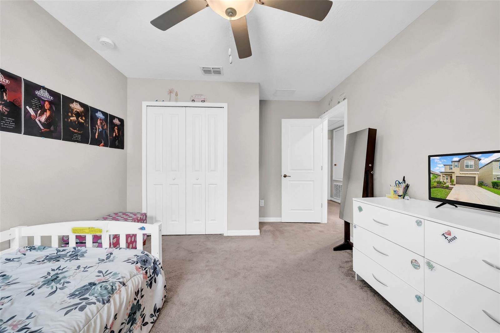 Listing photo id 34 for 31440 Barrel Wave Way