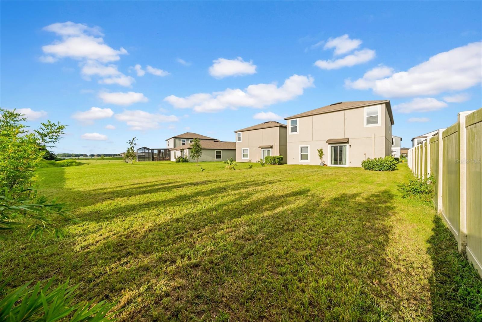 Listing photo id 42 for 31440 Barrel Wave Way