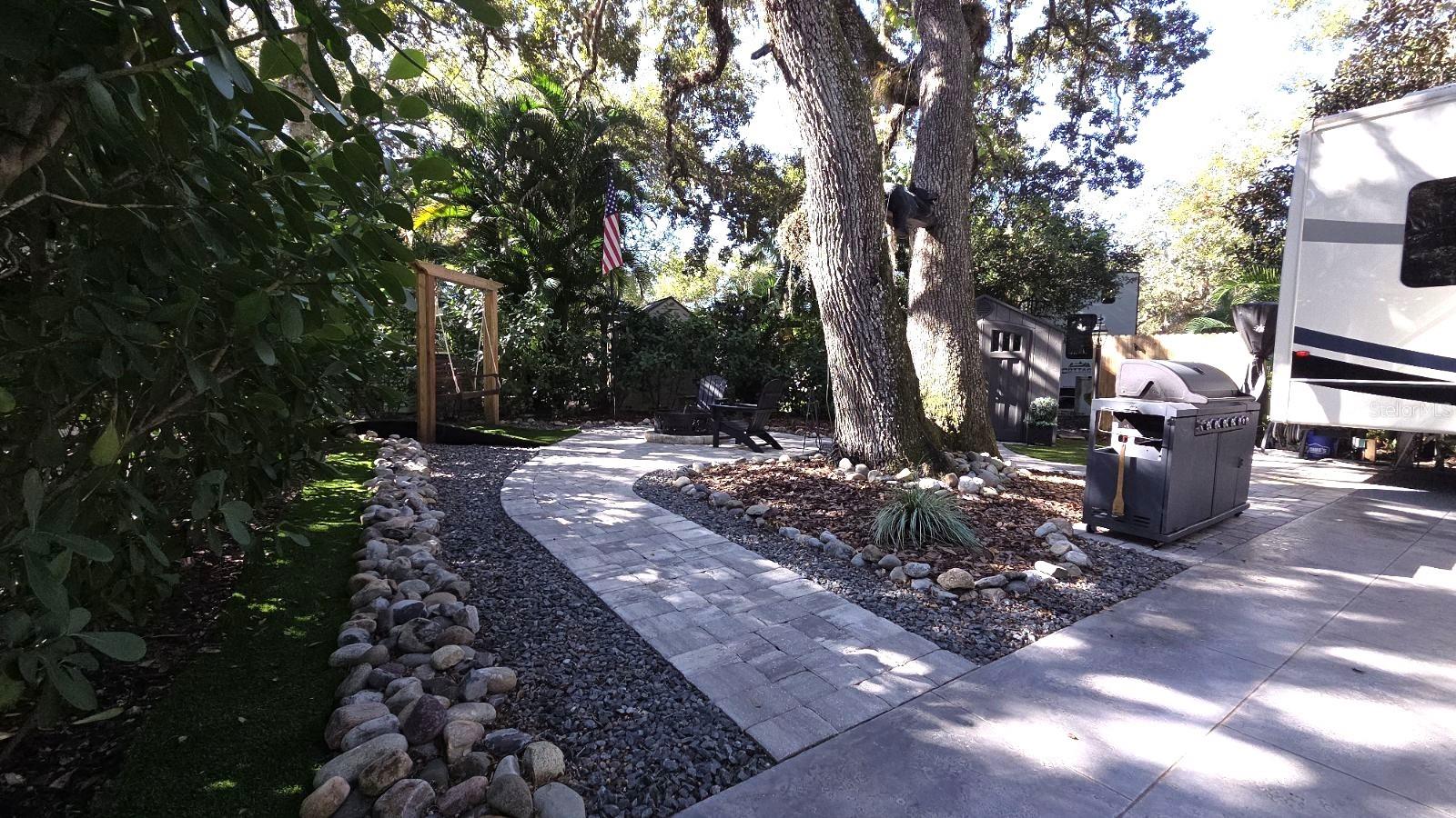 Image 8 of 26 For 422 Longhorn Drive