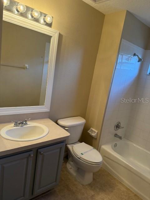 Image 15 of 30 For 18960 Duquesne Drive