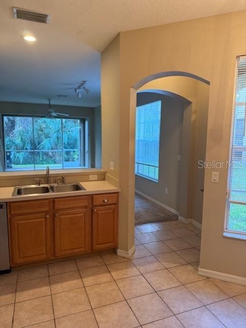 Image 4 of 30 For 18960 Duquesne Drive