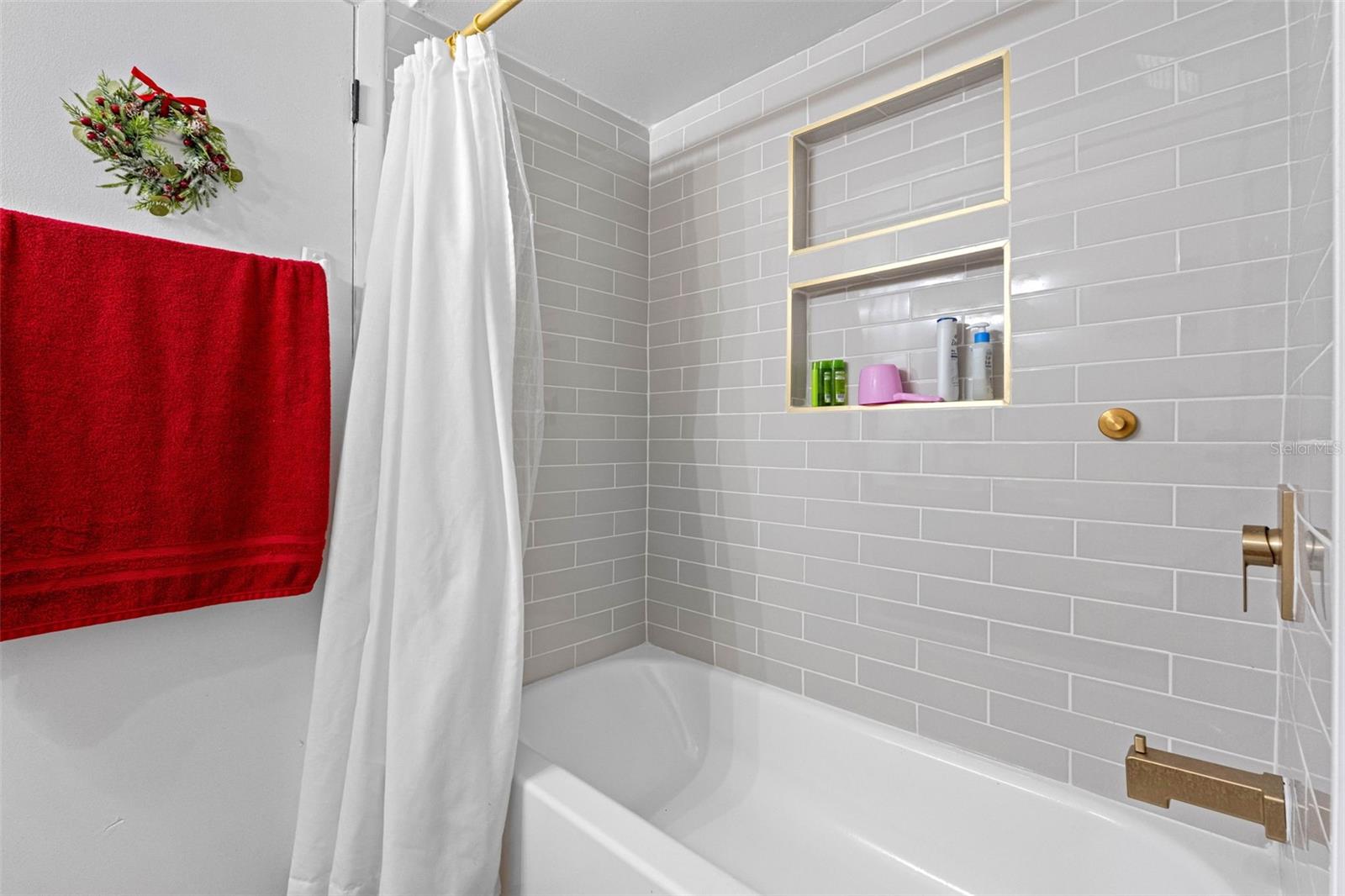 Image 13 of 39 For 7712 Citrus Field Court