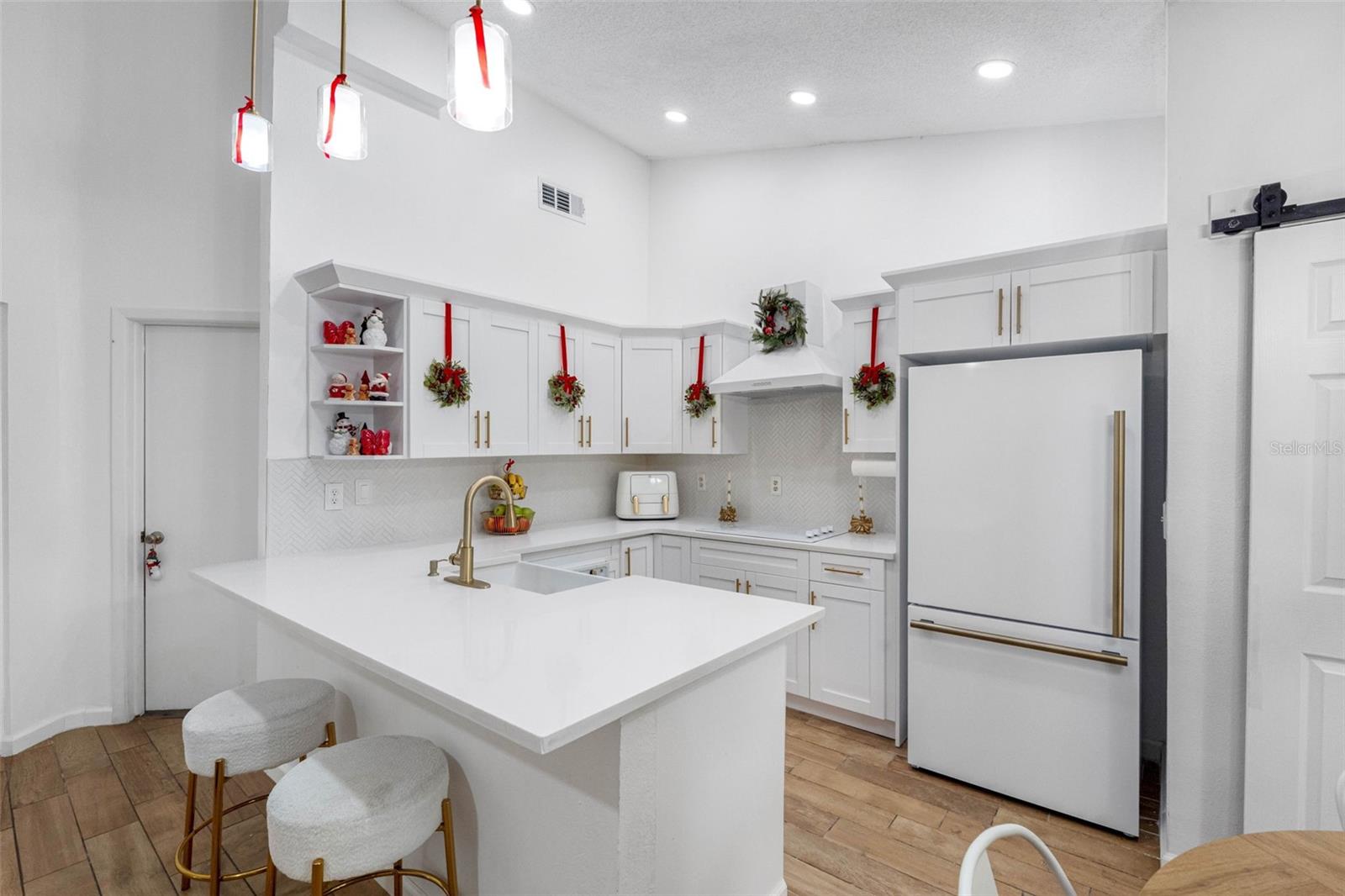 Image 22 of 39 For 7712 Citrus Field Court