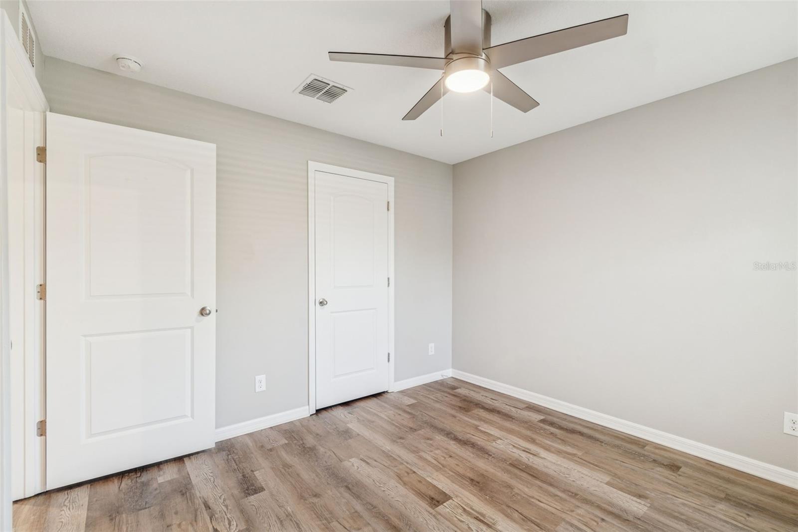 Image 21 of 91 For 2277 Caspian Drive