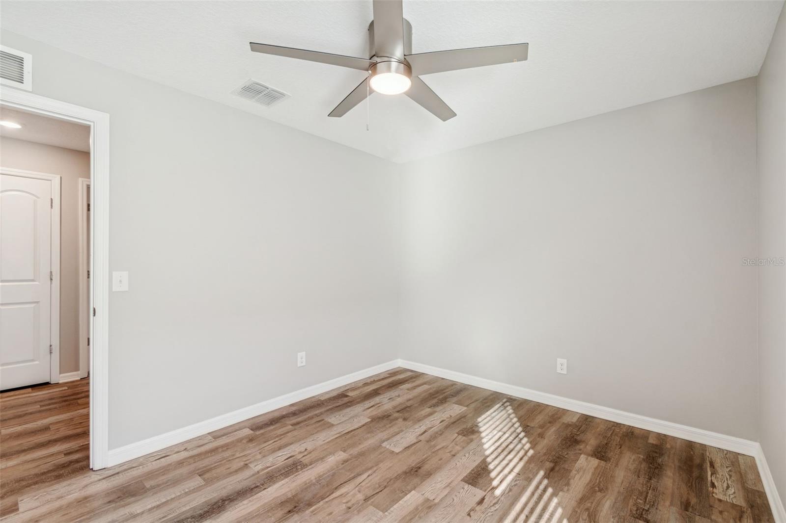 Image 24 of 91 For 2277 Caspian Drive