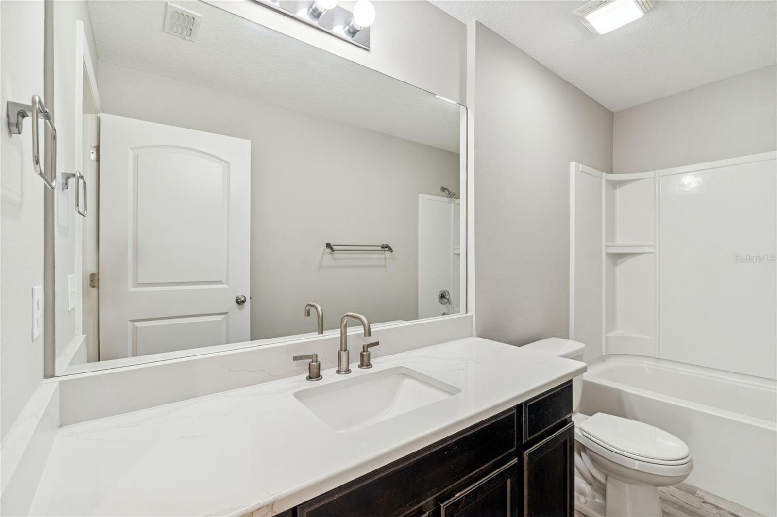 Image 28 of 91 For 2277 Caspian Drive