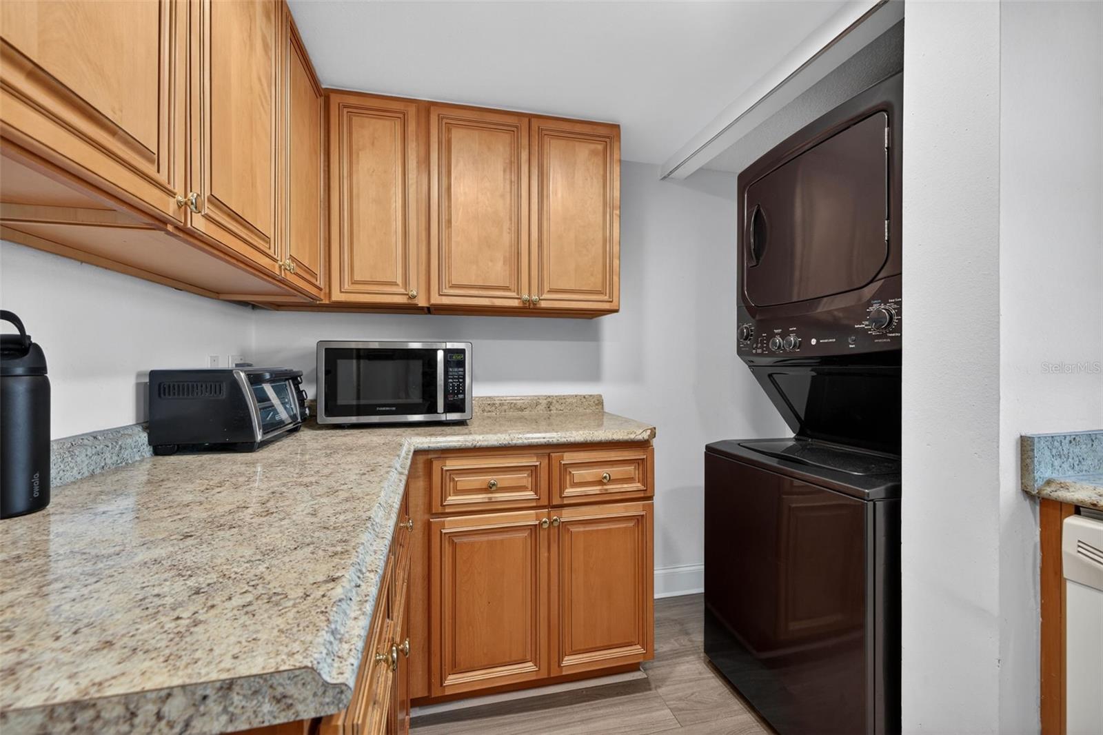 Image 14 of 38 For 7050 Sunset Drive S 601