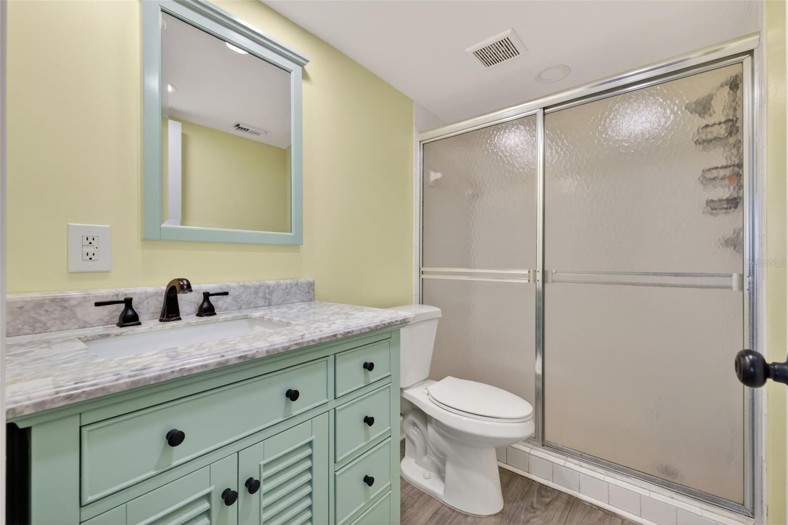 Image 22 of 38 For 7050 Sunset Drive S 601