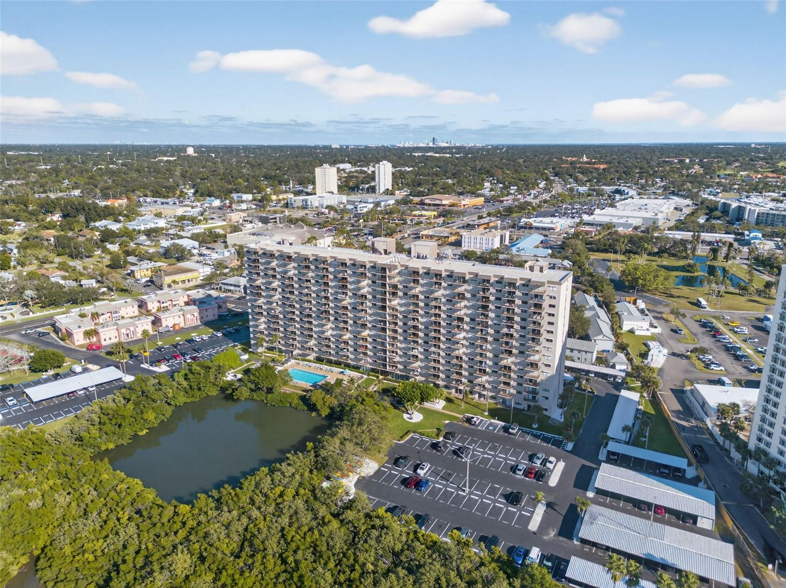 Image 28 of 38 For 7050 Sunset Drive S 601