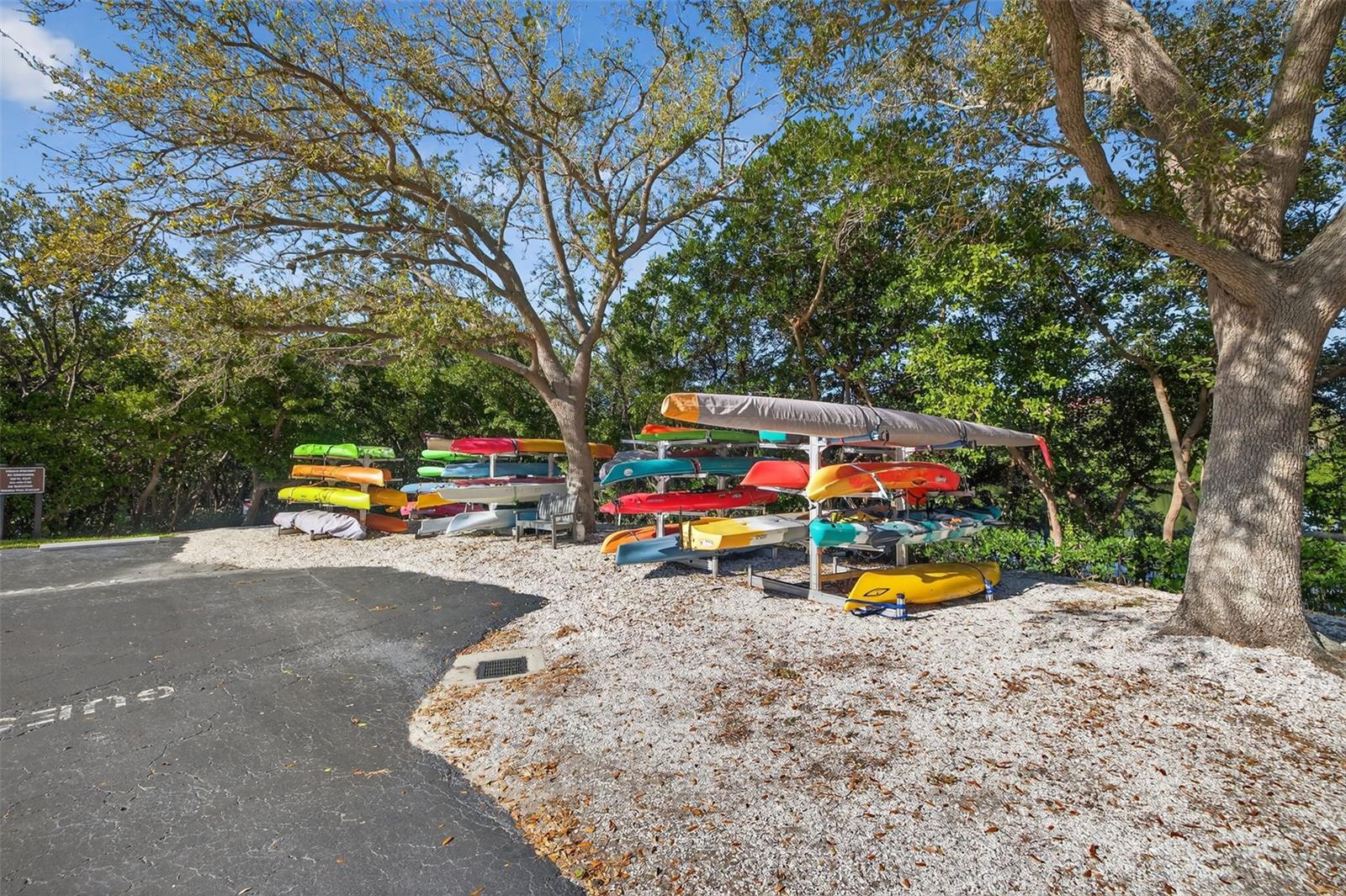 Image 35 of 38 For 7050 Sunset Drive S 601