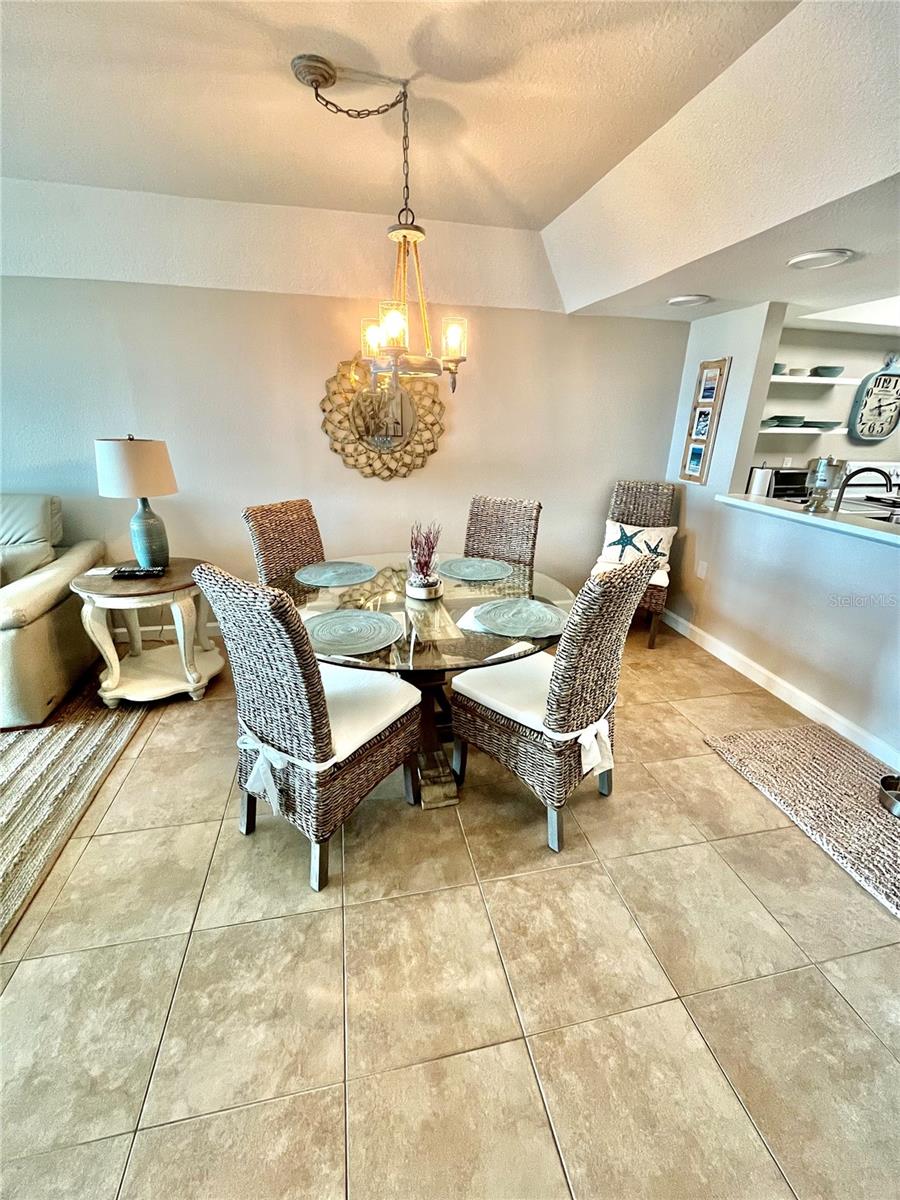 Image 8 of 31 For 3400 Gulf Boulevard 102