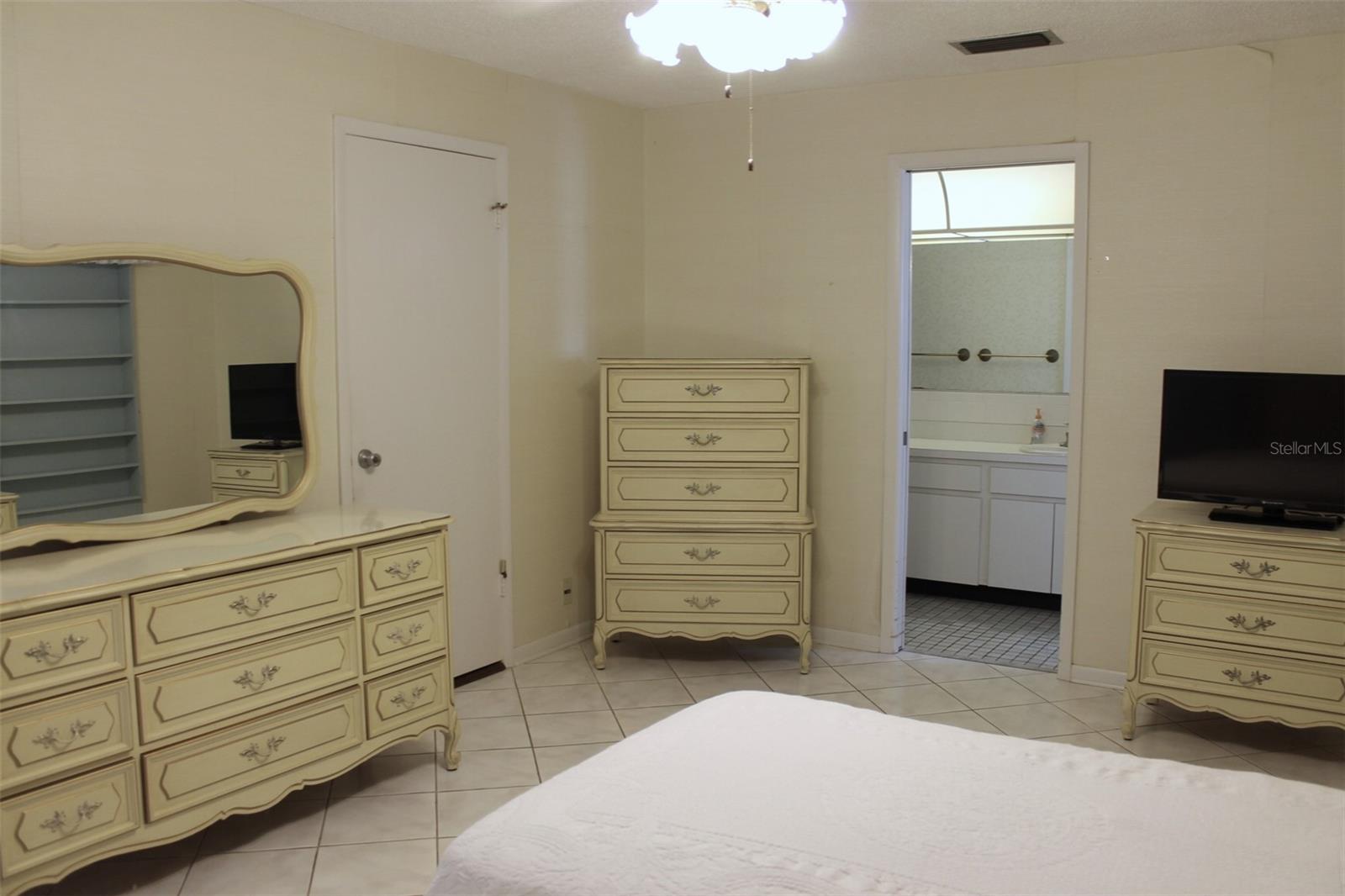 Image 30 of 47 For 9242 36th Street N