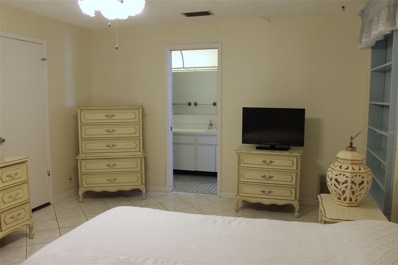 Image 31 of 47 For 9242 36th Street N