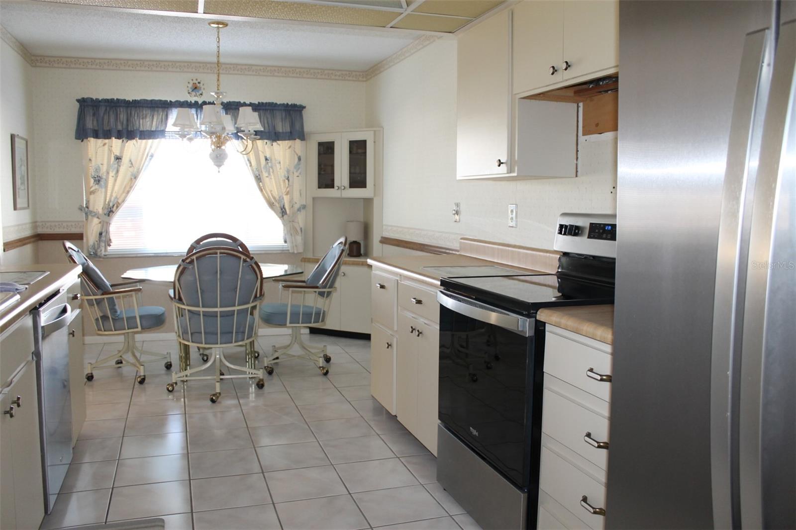 Image 6 of 47 For 9242 36th Street N