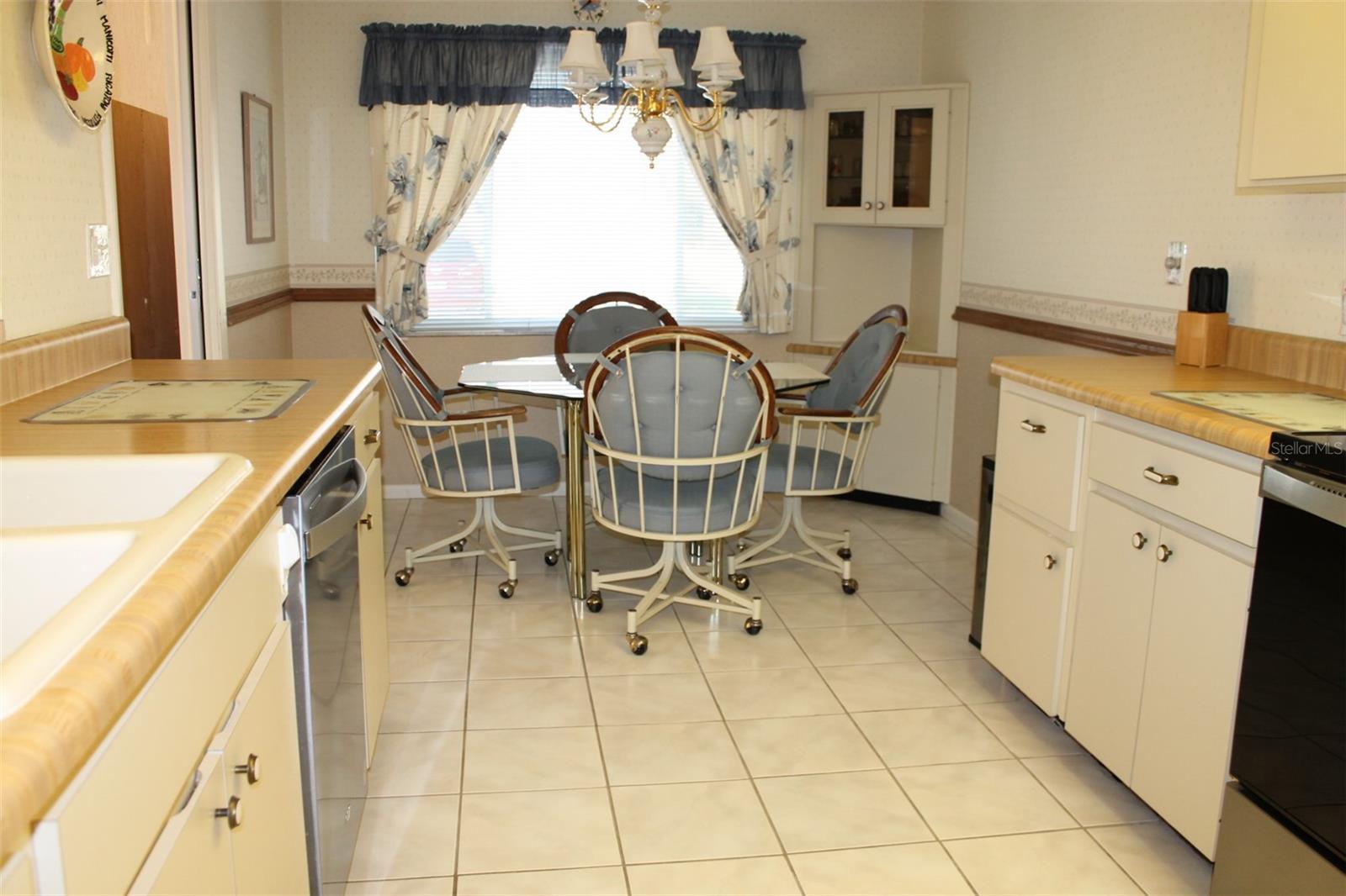 Image 9 of 47 For 9242 36th Street N