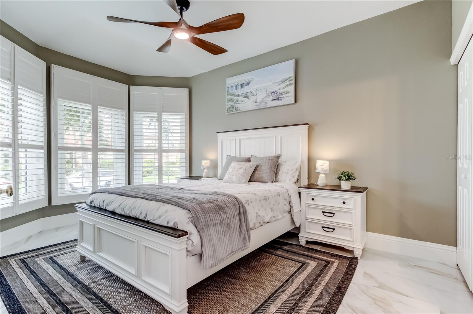 Image 13 of 51 For 218 Sand Key Estates Drive