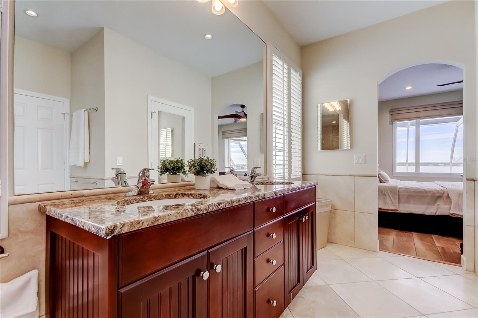 Image 29 of 51 For 218 Sand Key Estates Drive