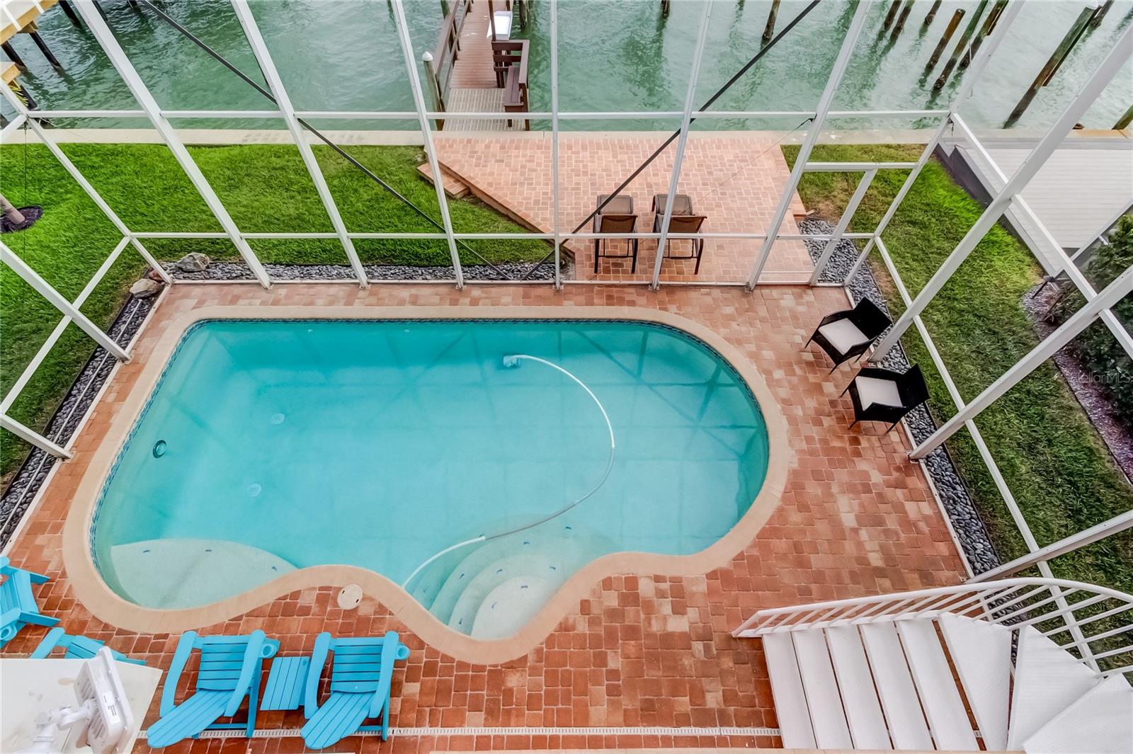 Image 35 of 51 For 218 Sand Key Estates Drive