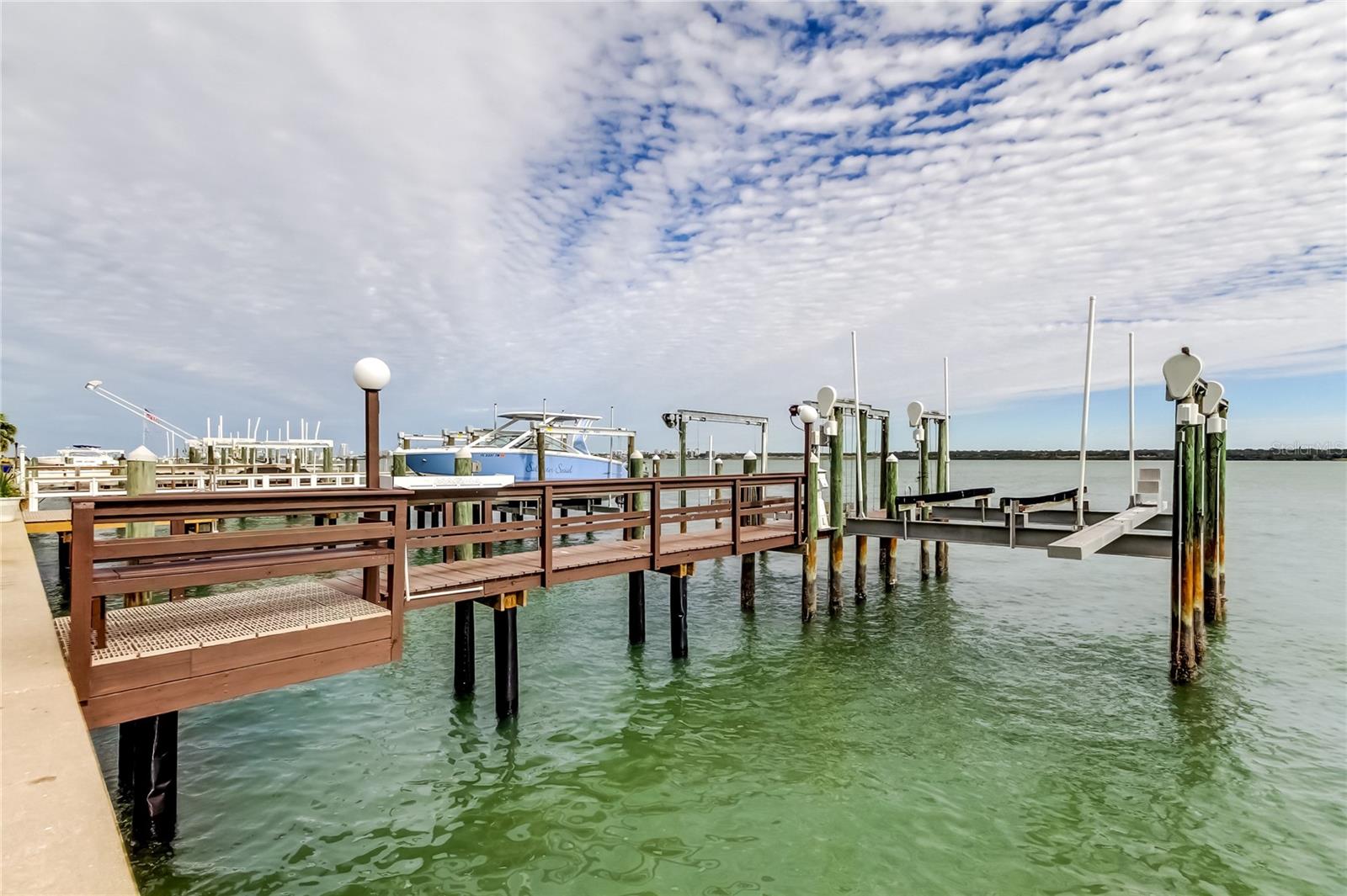 Image 44 of 51 For 218 Sand Key Estates Drive