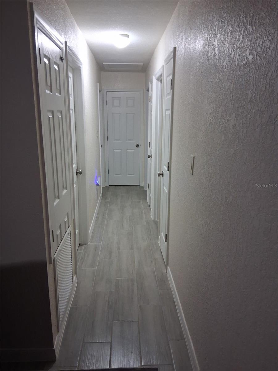 Image 11 of 20 For 76 Garrison Lane