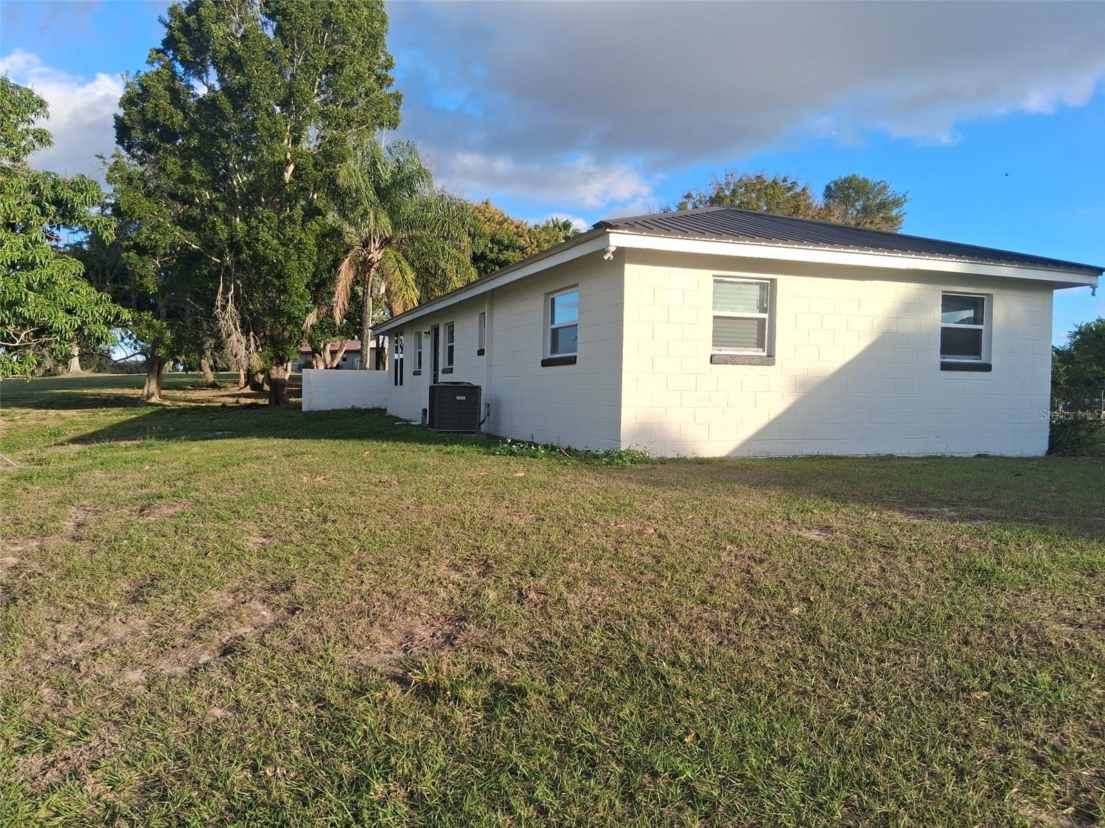 Image 16 of 20 For 76 Garrison Lane