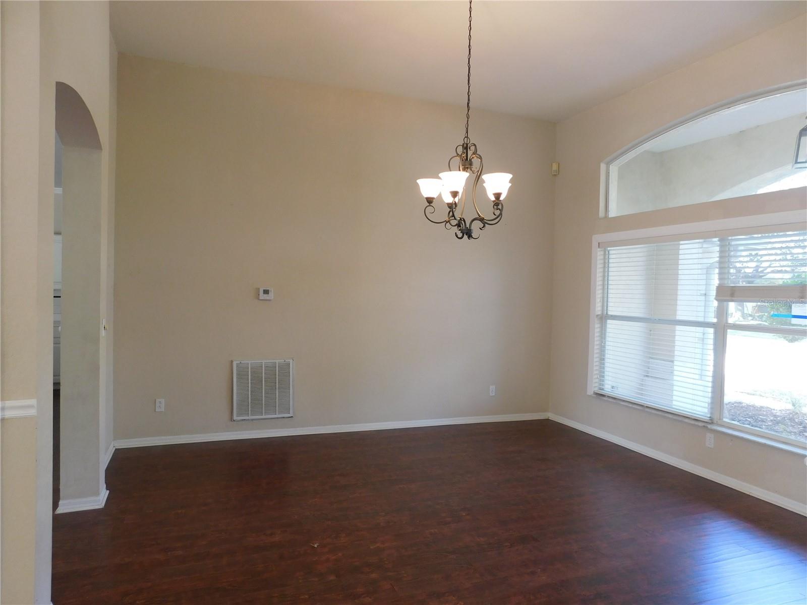 Image 15 of 33 For 3227 Alcott Avenue