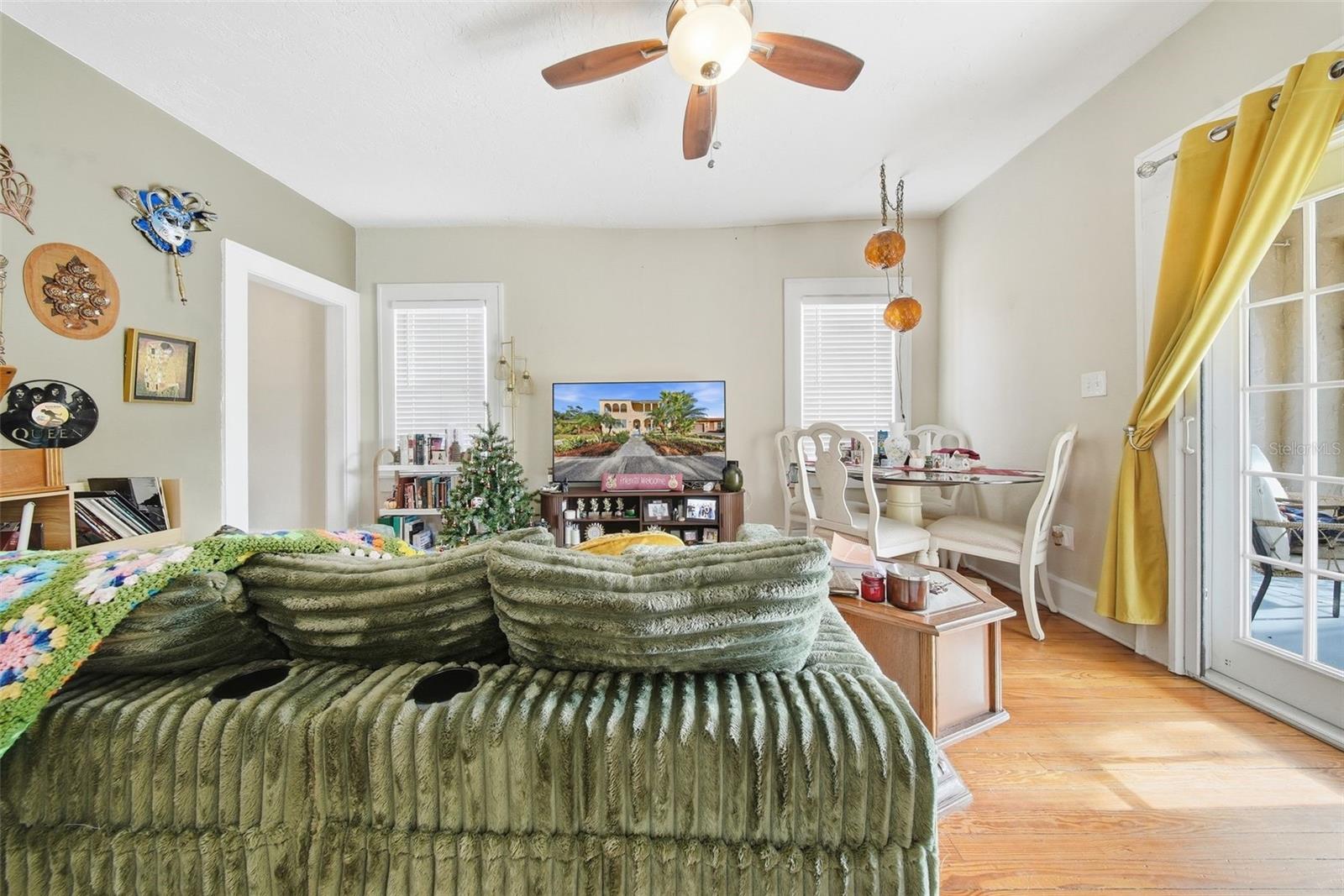 Image 14 of 57 For 8334 Diagonal Road N